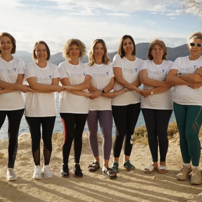 Στιγμιότυπο από βιωματικό retreat αυτοβελτίωσης και προσωπικής ανάπτυξης του Envisions Hub στην Κρήτη και την Ελλάδα