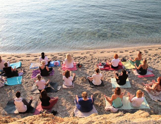 Στιγμιότυπο από βιωματικό retreat αυτοβελτίωσης και προσωπικής ανάπτυξης του Envisions Hub στην Κρήτη και την Ελλάδα