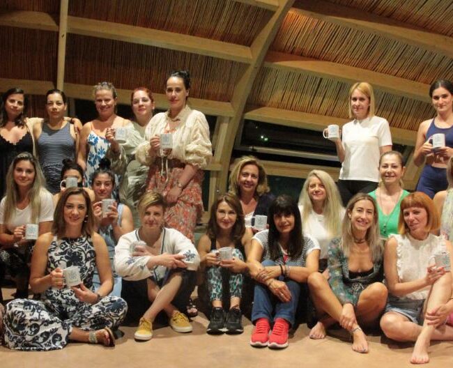 Στιγμιότυπο από βιωματικό retreat αυτοβελτίωσης και προσωπικής ανάπτυξης του Envisions Hub στην Κρήτη και την Ελλάδα