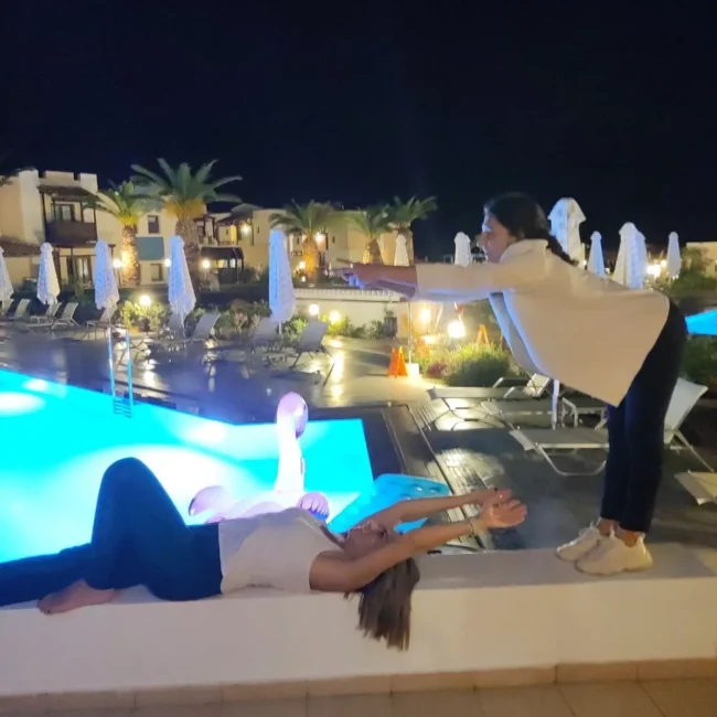 Στιγμιότυπο από βιωματικό retreat αυτοβελτίωσης και προσωπικής ανάπτυξης του Envisions Hub στην Κρήτη και την Ελλάδα