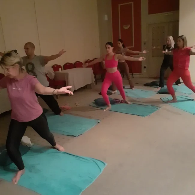 Στιγμιότυπο από βιωματικό retreat αυτοβελτίωσης και προσωπικής ανάπτυξης του Envisions Hub στην Κρήτη και την Ελλάδα